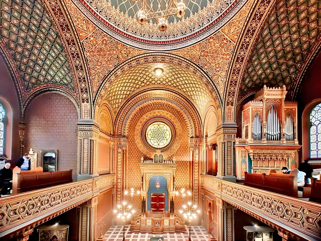 FREE TOUR POR LAS SINAGOGAS YEL CEMENTERIO JUDÍO DE PRAGA