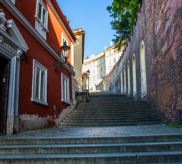 Escaleras del antiguo castillo de Praga